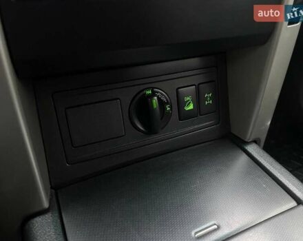 Белый Тойота Ленд Крузер Прадо, объемом двигателя 3.96 л и пробегом 285 тыс. км за 25999 $, фото 32 на Automoto.ua