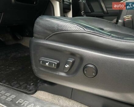 Белый Тойота Ленд Крузер Прадо, объемом двигателя 3.96 л и пробегом 285 тыс. км за 25999 $, фото 28 на Automoto.ua