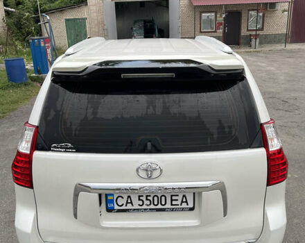 Белый Тойота Ленд Крузер Прадо, объемом двигателя 4 л и пробегом 157 тыс. км за 30998 $, фото 11 на Automoto.ua