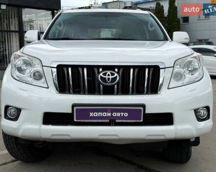 Тойота Ленд Крузер Прадо 2012 в Киеве на Automoto.ua Белый Тойота Ленд Крузер Прадо, объемом двигателя 2.7 л и пробегом 251 тыс. км за 20500 $, фото 1 на Automoto.ua