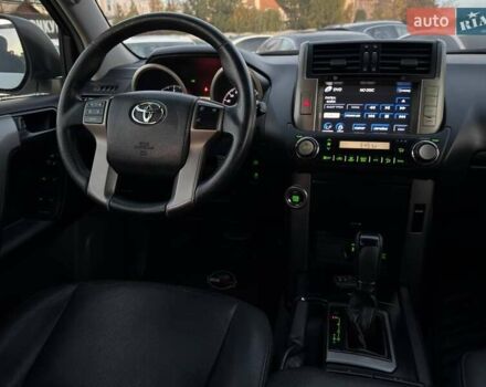 Тойота Ленд Крузер Прадо 2012 в Харькове на Automoto.ua Белый Тойота Ленд Крузер Прадо, объемом двигателя 2.98 л и пробегом 208 тыс. км за 27400 $, фото 16 на Automoto.ua