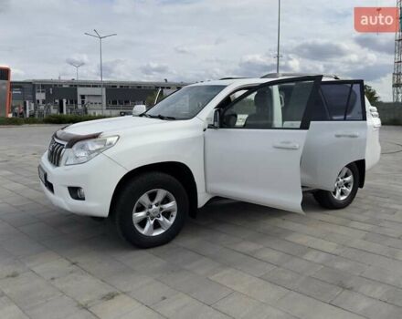 Білий Тойота Ленд Крузер Прадо, об'ємом двигуна 2.98 л та пробігом 208 тис. км за 25999 $, фото 10 на Automoto.ua