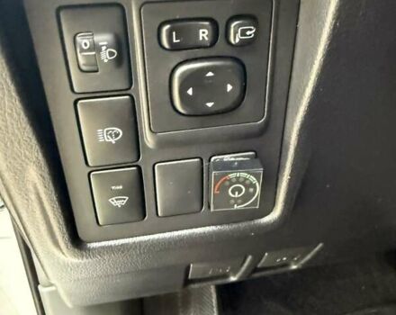 Белый Тойота Ленд Крузер Прадо, объемом двигателя 2.7 л и пробегом 260 тыс. км за 19950 $, фото 10 на Automoto.ua