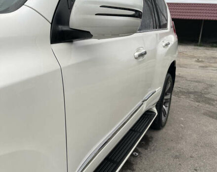 Белый Тойота Ленд Крузер Прадо, объемом двигателя 4 л и пробегом 157 тыс. км за 30998 $, фото 5 на Automoto.ua