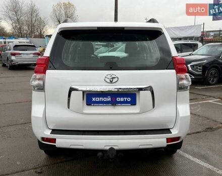 Білий Тойота Ленд Крузер Прадо, об'ємом двигуна 2.69 л та пробігом 251 тис. км за 18800 $, фото 5 на Automoto.ua