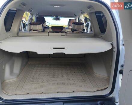 Белый Тойота Ленд Крузер Прадо, объемом двигателя 3 л и пробегом 209 тыс. км за 27000 $, фото 19 на Automoto.ua