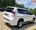 Білий Тойота Ленд Крузер Прадо, об'ємом двигуна 2.69 л та пробігом 260 тис. км за 19999 $, фото 10 на Automoto.ua