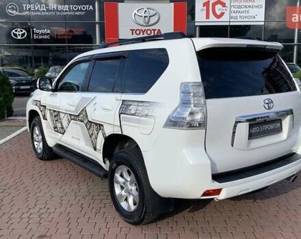 Белый Тойота Ленд Крузер Прадо, объемом двигателя 3 л и пробегом 210 тыс. км за 24800 $, фото 1 на Automoto.ua