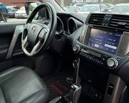 Тойота Ленд Крузер Прадо 2012 в Харькове на Automoto.ua Белый Тойота Ленд Крузер Прадо, объемом двигателя 2.98 л и пробегом 208 тыс. км за 27400 $, фото 19 на Automoto.ua