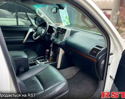 Белый Тойота Ленд Крузер Прадо, объемом двигателя 4 л и пробегом 188 тыс. км за 22000 $, фото 12 на Automoto.ua