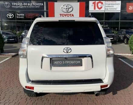 Белый Тойота Ленд Крузер Прадо, объемом двигателя 3 л и пробегом 210 тыс. км за 22900 $, фото 3 на Automoto.ua