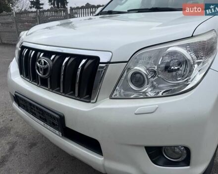 Тойота Ленд Крузер Прадо 2012 в Тернополе на Automoto.ua Белый Тойота Ленд Крузер Прадо, объемом двигателя 2.7 л и пробегом 244 тыс. км за 18900 $, фото 18 на Automoto.ua