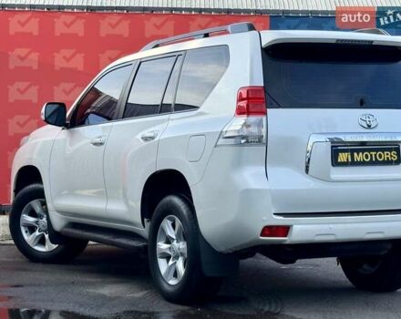 Белый Тойота Ленд Крузер Прадо, объемом двигателя 3 л и пробегом 267 тыс. км за 23500 $, фото 16 на Automoto.ua