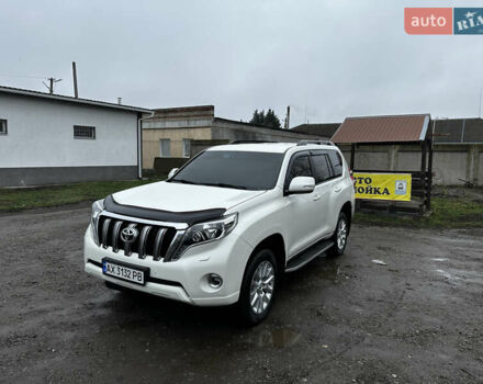 Белый Тойота Ленд Крузер Прадо, объемом двигателя 3 л и пробегом 148 тыс. км за 27500 $, фото 2 на Automoto.ua