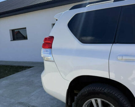 Белый Тойота Ленд Крузер Прадо, объемом двигателя 3 л и пробегом 267 тыс. км за 24000 $, фото 5 на Automoto.ua