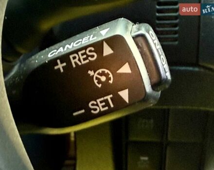 Белый Тойота Ленд Крузер Прадо, объемом двигателя 3 л и пробегом 267 тыс. км за 23500 $, фото 45 на Automoto.ua