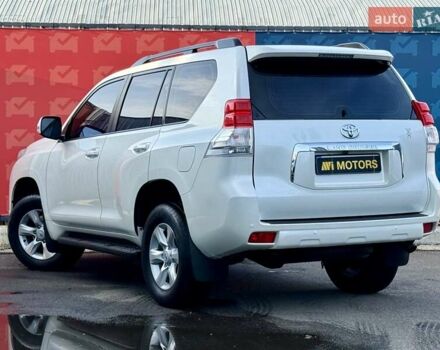 Белый Тойота Ленд Крузер Прадо, объемом двигателя 3 л и пробегом 267 тыс. км за 23500 $, фото 3 на Automoto.ua