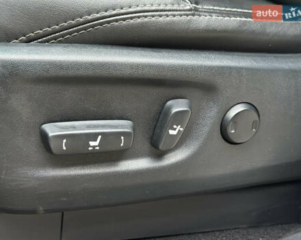 Білий Тойота Ленд Крузер Прадо, об'ємом двигуна 3 л та пробігом 291 тис. км за 27400 $, фото 24 на Automoto.ua