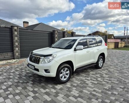 Білий Тойота Ленд Крузер Прадо, об'ємом двигуна 3 л та пробігом 266 тис. км за 23900 $, фото 5 на Automoto.ua