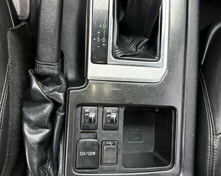 Белый Тойота Ленд Крузер Прадо, объемом двигателя 3 л и пробегом 148 тыс. км за 27500 $, фото 27 на Automoto.ua