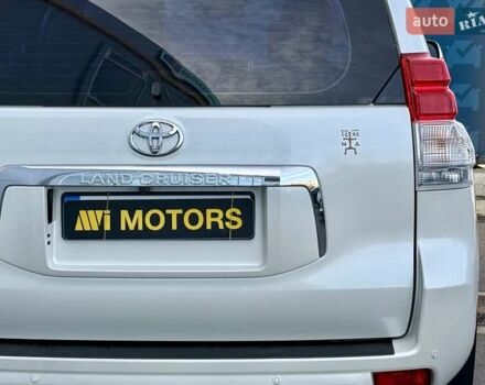 Белый Тойота Ленд Крузер Прадо, объемом двигателя 3 л и пробегом 267 тыс. км за 23500 $, фото 10 на Automoto.ua