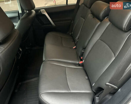 Білий Тойота Ленд Крузер Прадо, об'ємом двигуна 3 л та пробігом 291 тис. км за 27400 $, фото 37 на Automoto.ua