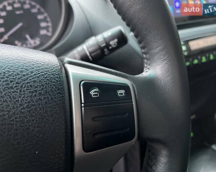 Белый Тойота Ленд Крузер Прадо, объемом двигателя 3 л и пробегом 292 тыс. км за 26700 $, фото 21 на Automoto.ua