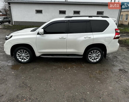Белый Тойота Ленд Крузер Прадо, объемом двигателя 3 л и пробегом 148 тыс. км за 27500 $, фото 6 на Automoto.ua