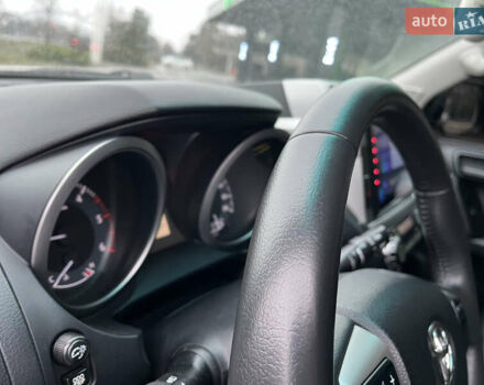 Белый Тойота Ленд Крузер Прадо, объемом двигателя 3 л и пробегом 292 тыс. км за 26700 $, фото 14 на Automoto.ua