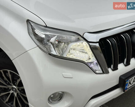 Білий Тойота Ленд Крузер Прадо, об'ємом двигуна 3 л та пробігом 291 тис. км за 27400 $, фото 15 на Automoto.ua