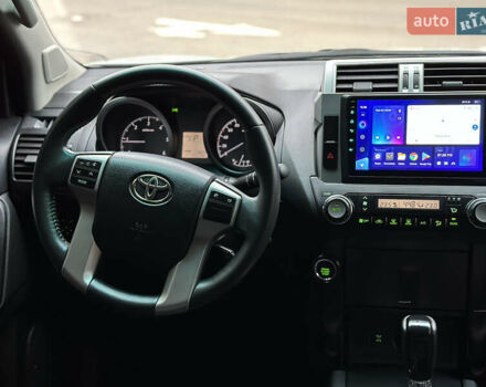 Білий Тойота Ленд Крузер Прадо, об'ємом двигуна 3 л та пробігом 291 тис. км за 27400 $, фото 26 на Automoto.ua