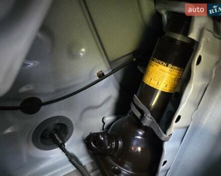 Білий Тойота Ленд Крузер Прадо, об'ємом двигуна 2.69 л та пробігом 108 тис. км за 25000 $, фото 15 на Automoto.ua