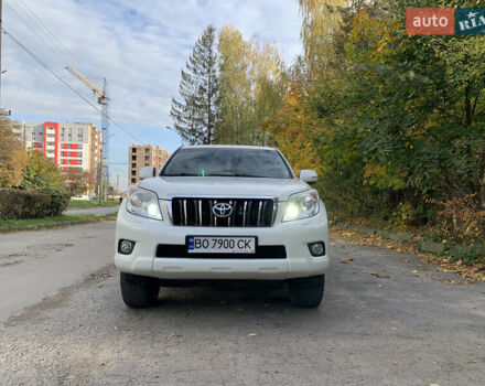 Белый Тойота Ленд Крузер Прадо, объемом двигателя 2.7 л и пробегом 185 тыс. км за 25000 $, фото 2 на Automoto.ua