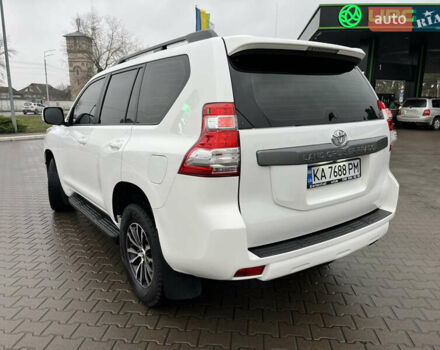 Белый Тойота Ленд Крузер Прадо, объемом двигателя 3 л и пробегом 292 тыс. км за 26700 $, фото 6 на Automoto.ua