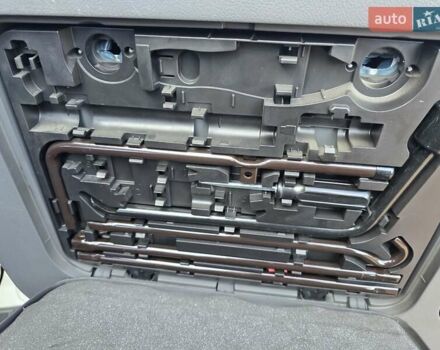 Білий Тойота Ленд Крузер Прадо, об'ємом двигуна 2.69 л та пробігом 108 тис. км за 25000 $, фото 17 на Automoto.ua