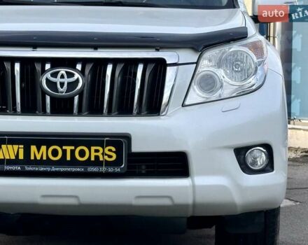 Белый Тойота Ленд Крузер Прадо, объемом двигателя 3 л и пробегом 267 тыс. км за 23500 $, фото 23 на Automoto.ua