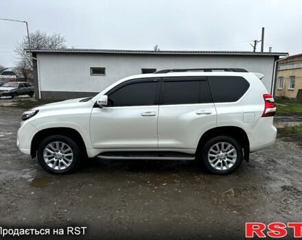 Белый Тойота Ленд Крузер Прадо, объемом двигателя 3 л и пробегом 148 тыс. км за 27500 $, фото 4 на Automoto.ua