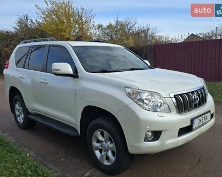 Білий Тойота Ленд Крузер Прадо, об'ємом двигуна 2.69 л та пробігом 108 тис. км за 25000 $, фото 4 на Automoto.ua