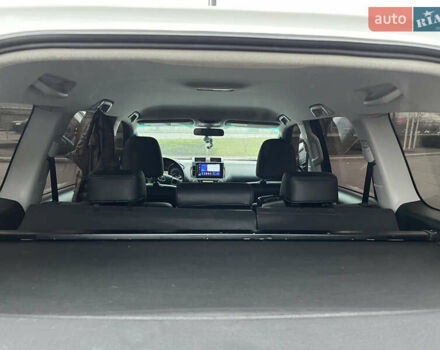 Белый Тойота Ленд Крузер Прадо, объемом двигателя 3 л и пробегом 292 тыс. км за 26700 $, фото 29 на Automoto.ua