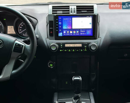 Білий Тойота Ленд Крузер Прадо, об'ємом двигуна 3 л та пробігом 291 тис. км за 27400 $, фото 27 на Automoto.ua