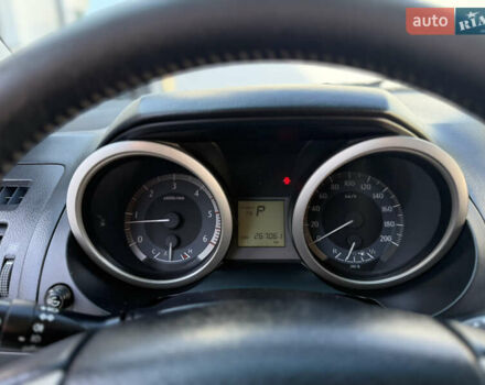 Белый Тойота Ленд Крузер Прадо, объемом двигателя 3 л и пробегом 267 тыс. км за 24000 $, фото 14 на Automoto.ua