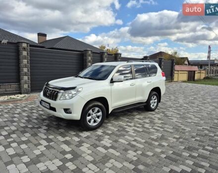 Білий Тойота Ленд Крузер Прадо, об'ємом двигуна 3 л та пробігом 266 тис. км за 23900 $, фото 3 на Automoto.ua