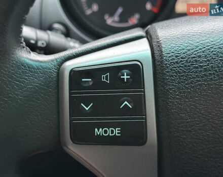 Білий Тойота Ленд Крузер Прадо, об'ємом двигуна 3 л та пробігом 291 тис. км за 27400 $, фото 35 на Automoto.ua