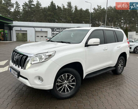Белый Тойота Ленд Крузер Прадо, объемом двигателя 3 л и пробегом 292 тыс. км за 26700 $, фото 3 на Automoto.ua