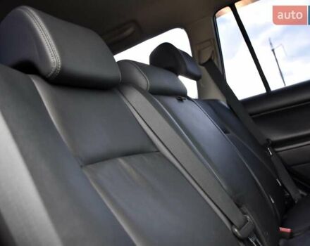 Белый Тойота Ленд Крузер Прадо, объемом двигателя 3 л и пробегом 231 тыс. км за 31700 $, фото 72 на Automoto.ua