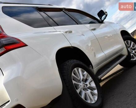 Белый Тойота Ленд Крузер Прадо, объемом двигателя 3 л и пробегом 231 тыс. км за 31700 $, фото 35 на Automoto.ua