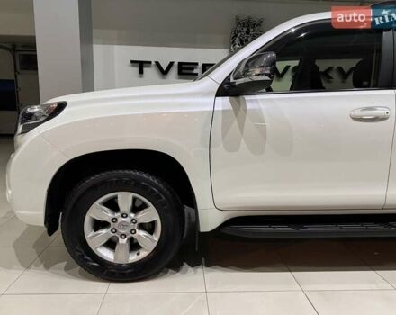 Белый Тойота Ленд Крузер Прадо, объемом двигателя 2.98 л и пробегом 112 тыс. км за 31900 $, фото 26 на Automoto.ua