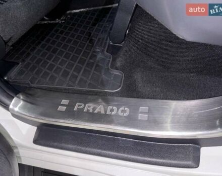 Белый Тойота Ленд Крузер Прадо, объемом двигателя 2.98 л и пробегом 112 тыс. км за 31900 $, фото 105 на Automoto.ua