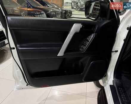 Белый Тойота Ленд Крузер Прадо, объемом двигателя 2.98 л и пробегом 112 тыс. км за 31900 $, фото 57 на Automoto.ua