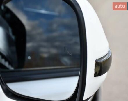 Белый Тойота Ленд Крузер Прадо, объемом двигателя 3 л и пробегом 231 тыс. км за 31700 $, фото 41 на Automoto.ua